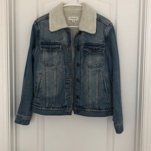 Pacsun Jean Jacket With Fur Collar